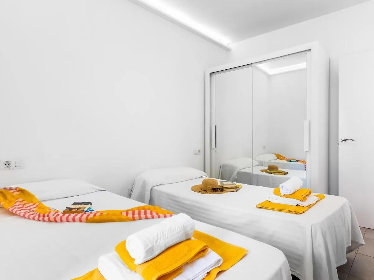 Apartman 1012 Los Cristianos Front Row Sea, Pool Free Wifi Arona