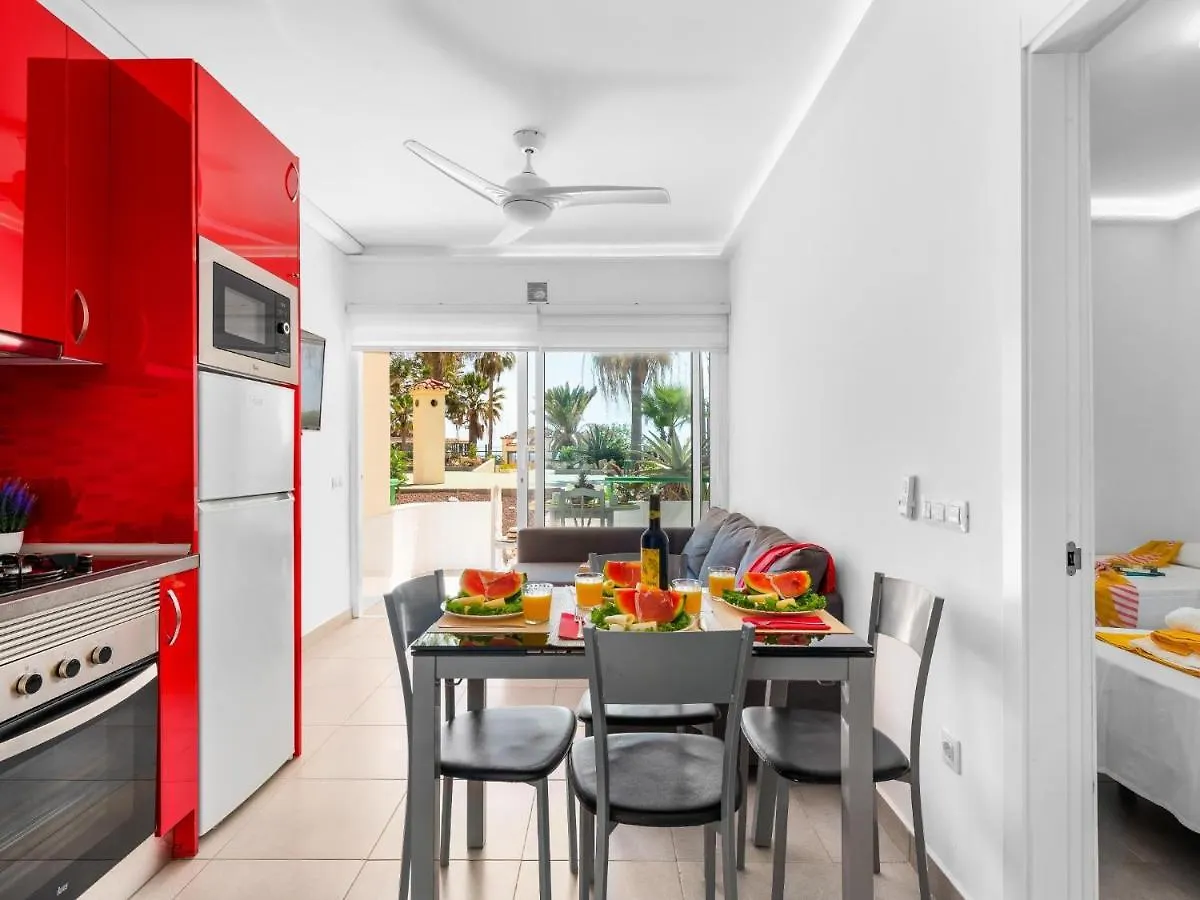 Apartman 1012 Los Cristianos Front Row Sea, Pool Free Wifi Arona Spanyolország